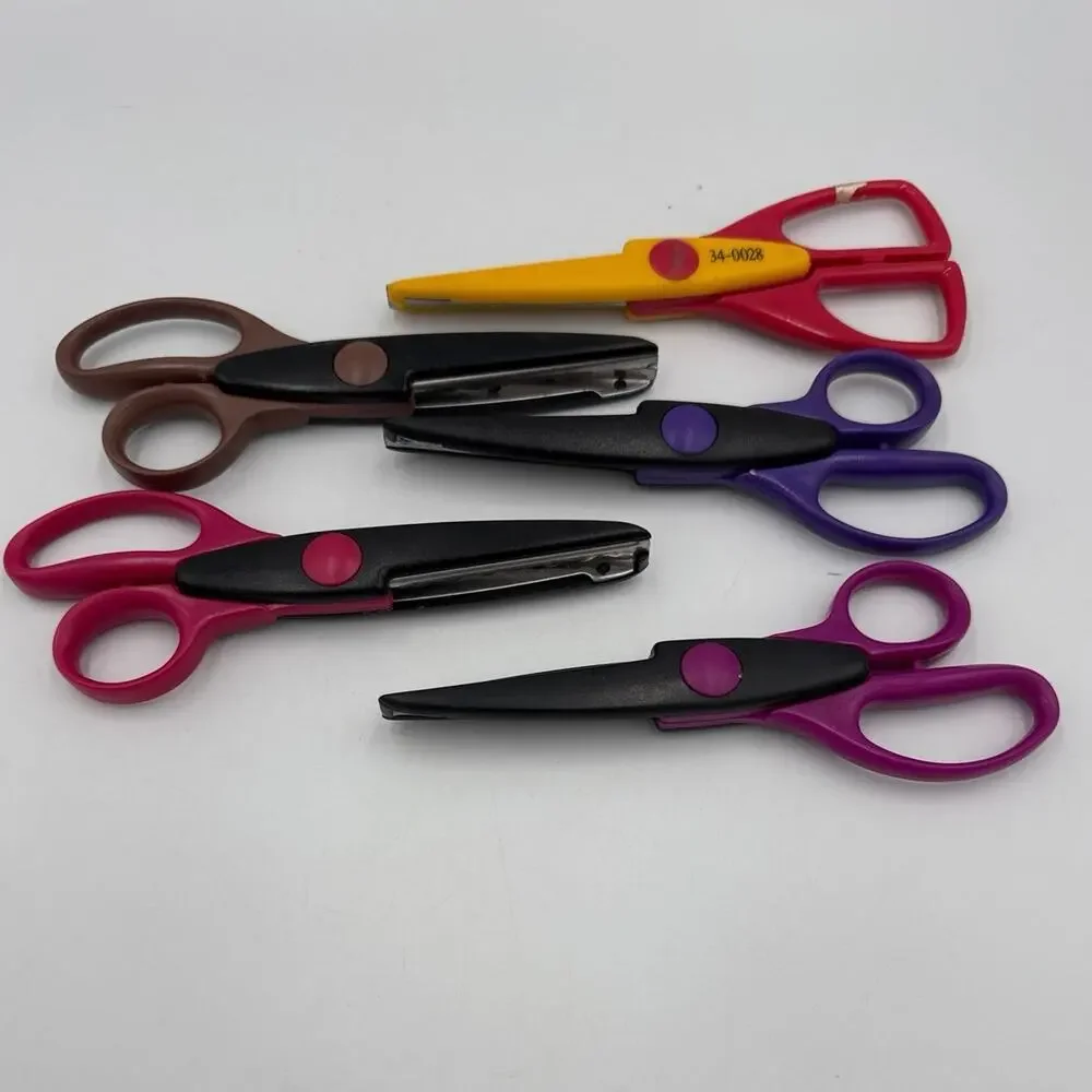 Craft Paper Edgers, 4 Fiskars, 1 Provo Craft Border Scissors Scrapbooking Shaper